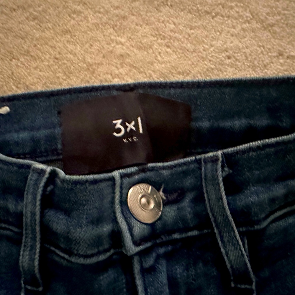 3x1 made here - Picture 2 of 3